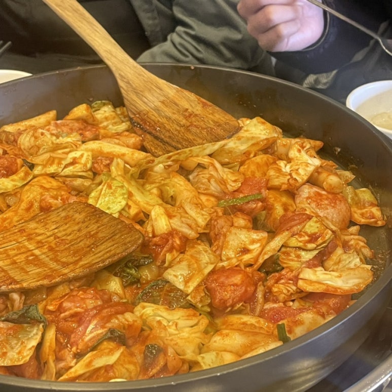 서촌닭갈비 충정로점 이미지