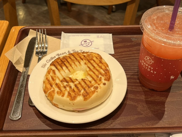 커피빈매봉역점 이미지