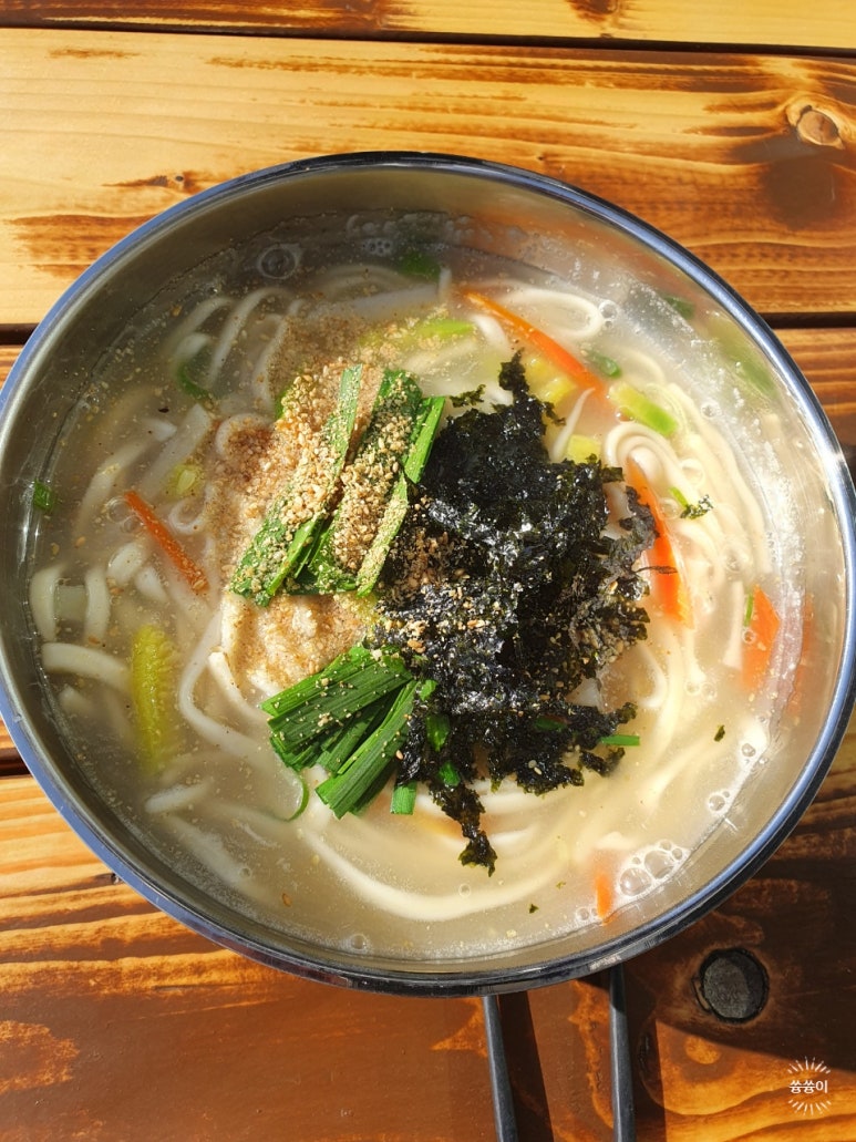 후룩손칼국수 이미지