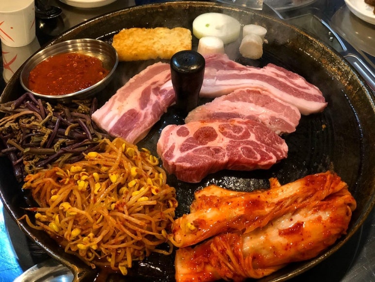 누나네솥뚜껑삼겹살 이미지
