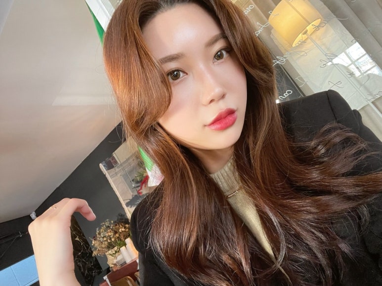 볼빨간뭉티기육회 이미지