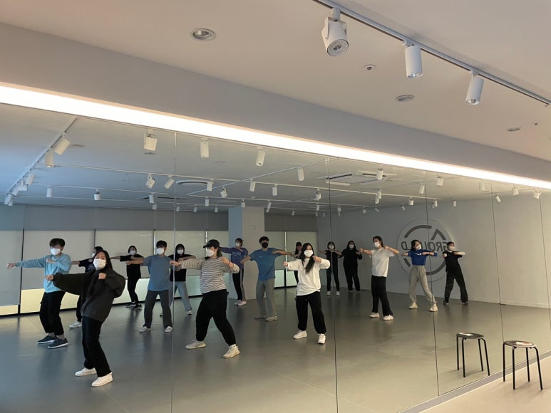 창원롯데그라운디댄스학원 이미지