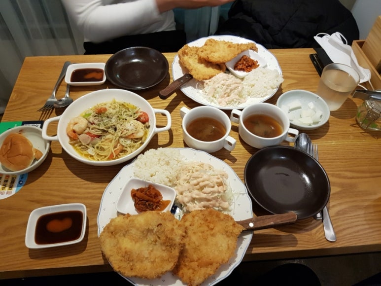 비스트로클로이 이미지