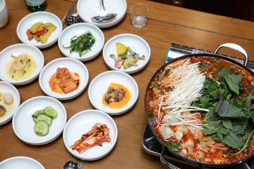 유명식당 이미지