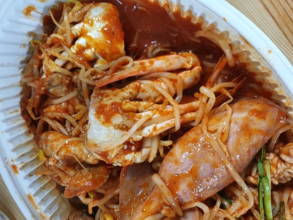 입큰아구찜엔알곤이찜 이미지