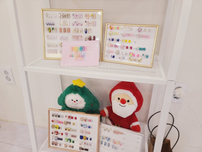 보라빛네일 이미지