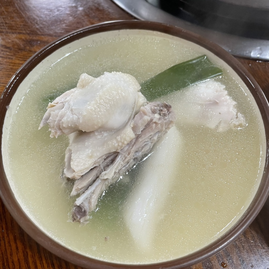 오리떼닭한마리 이미지