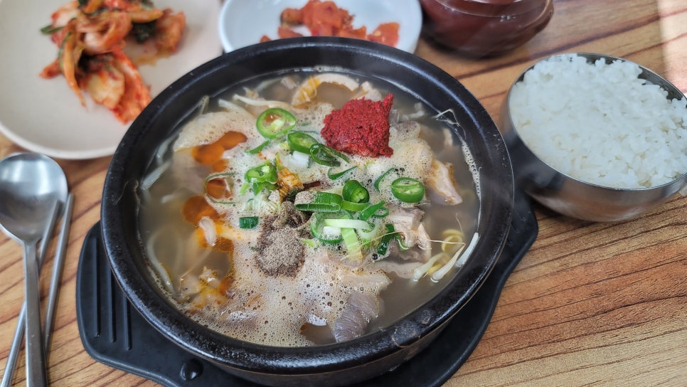 느티나무길양평해장국 이미지