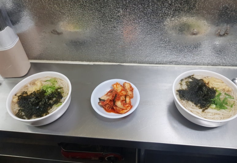이모네잔치국수 이미지