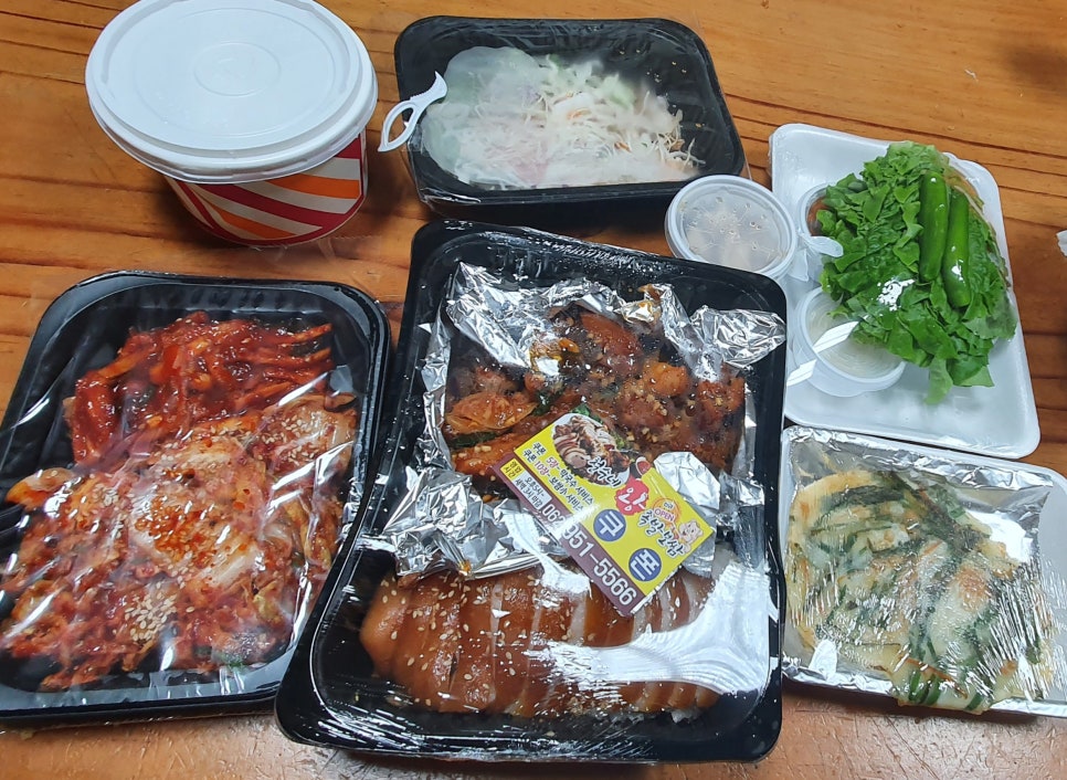 철수네왕족발 이미지