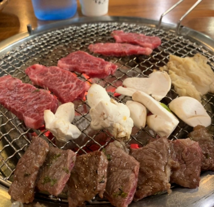 황제숯불구이 이미지