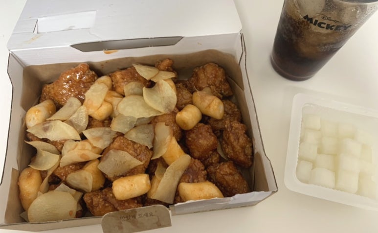 바른치킨춘천석사점 이미지