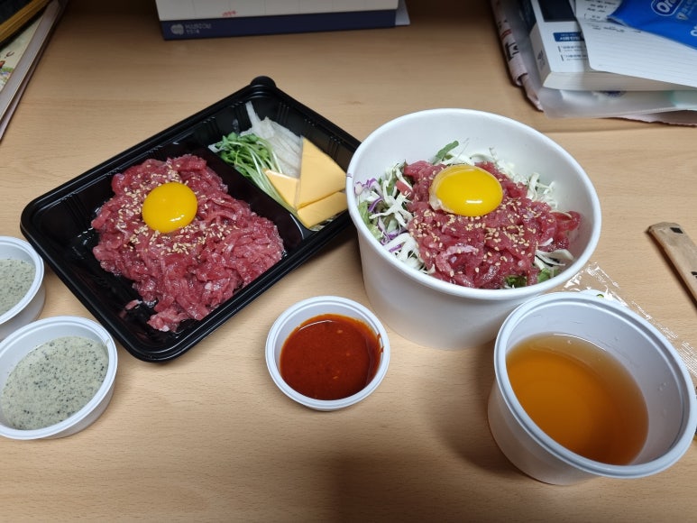 육회오빠연어사줘 이미지