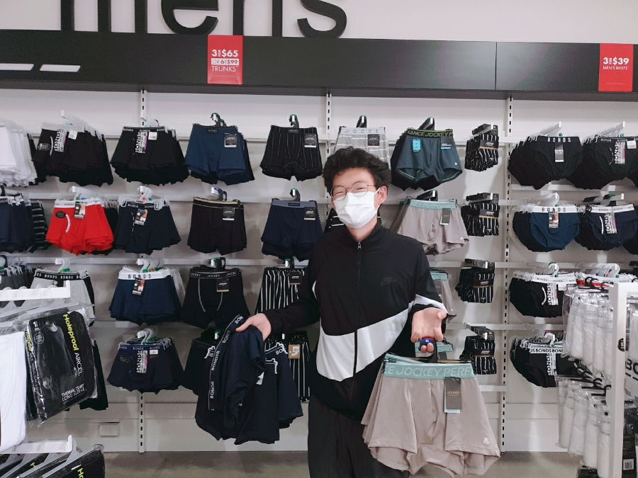 속옷상설할인매장 이미지