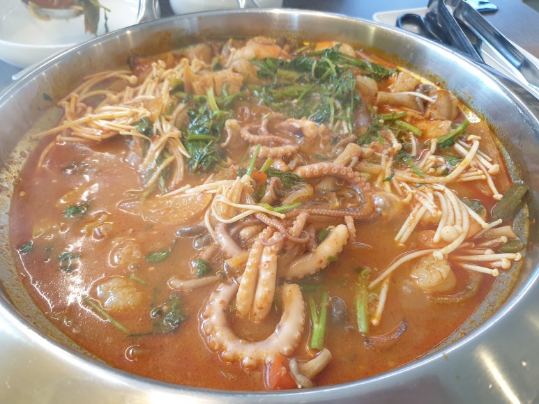 한우낙곱새 이미지