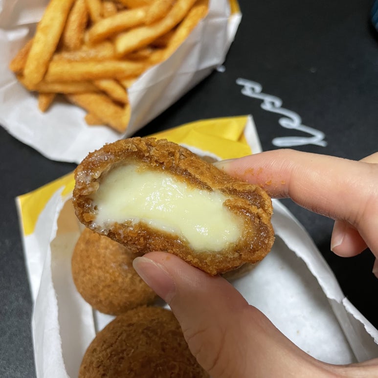 맘스터치광안 이미지