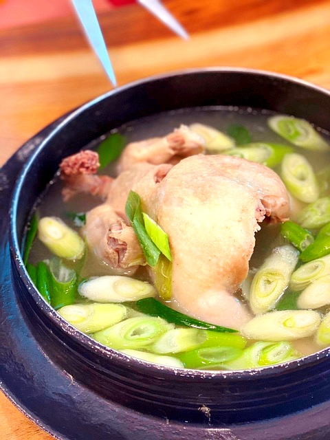 닭한마리칼국수 이미지