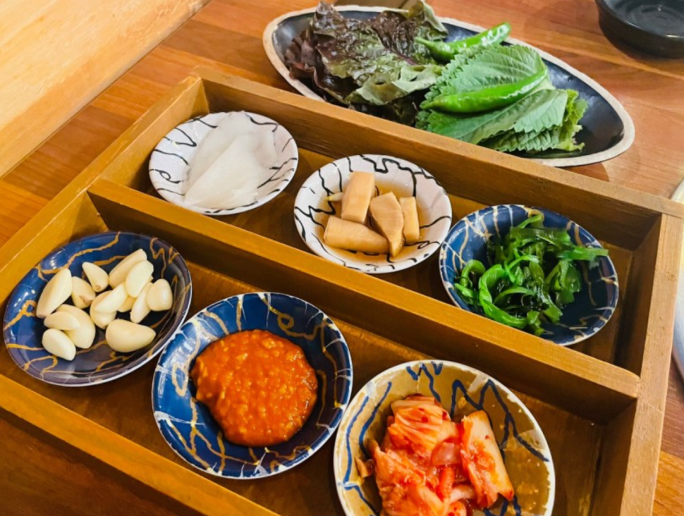 황제숯불구이 이미지