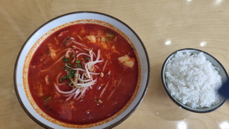 국수나무 이수역점 이미지