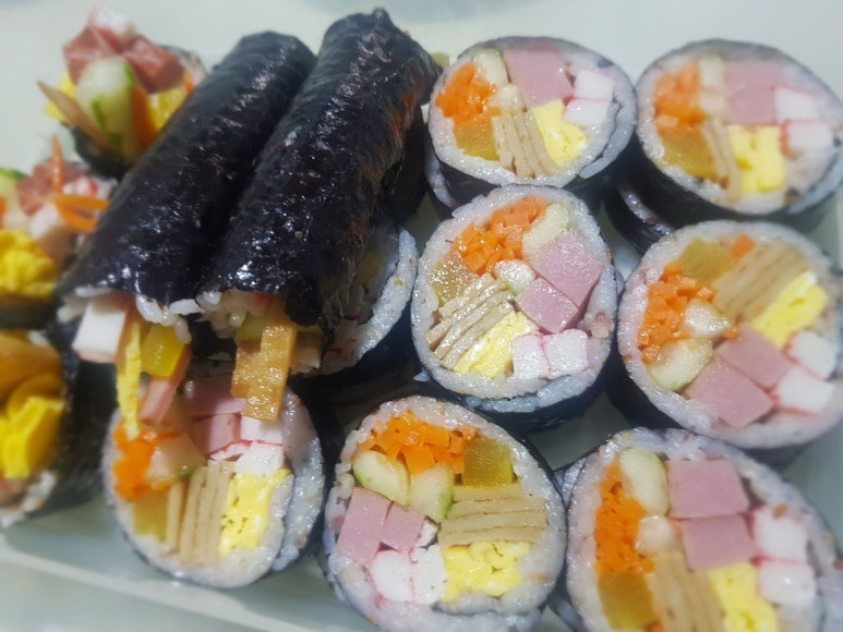 쪼꼬미김밥 이미지