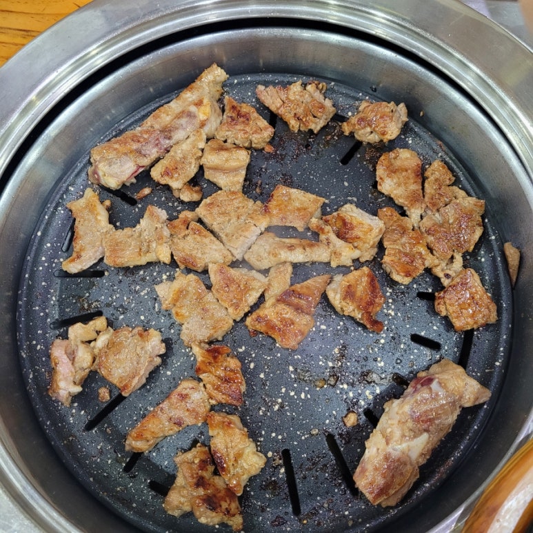 옹고집숯불갈비 이미지