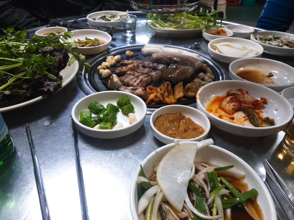 대박통돼지왕소금구이 이미지