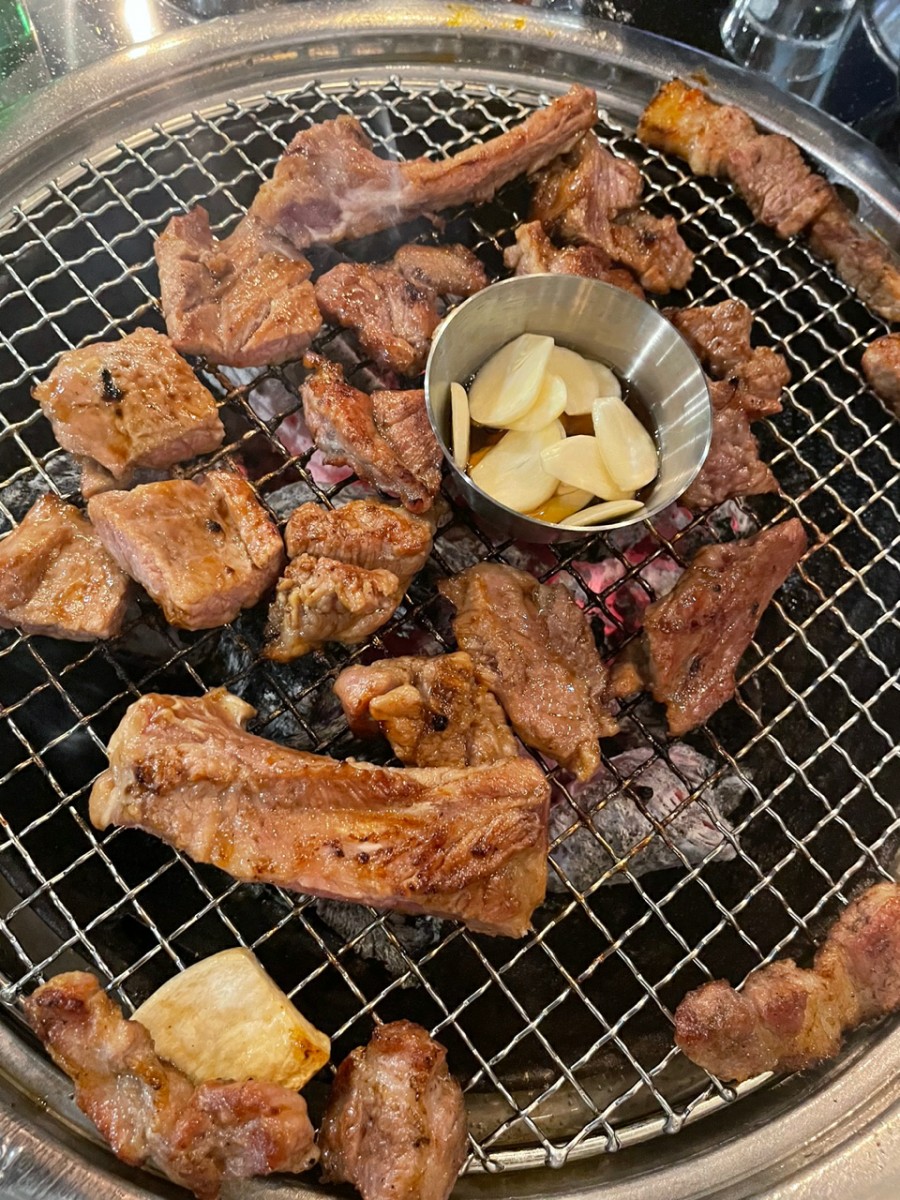숯불구이육본 이미지