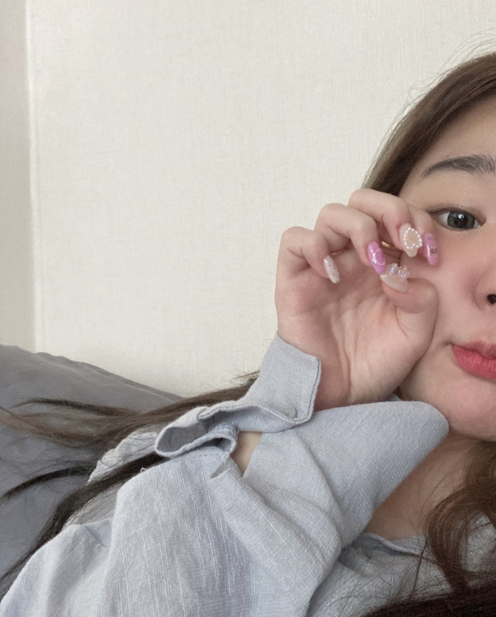 네일모넬로 이미지