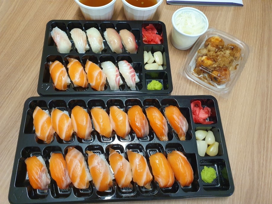 규초밥 이미지