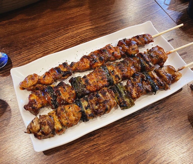 한방 수제 닭꼬치 이미지