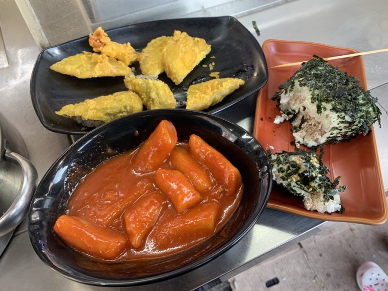 먹깨비김밥만두 이미지