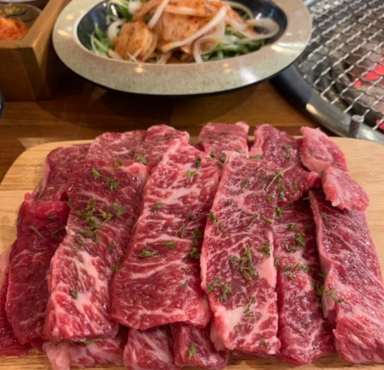 황제숯불구이 이미지