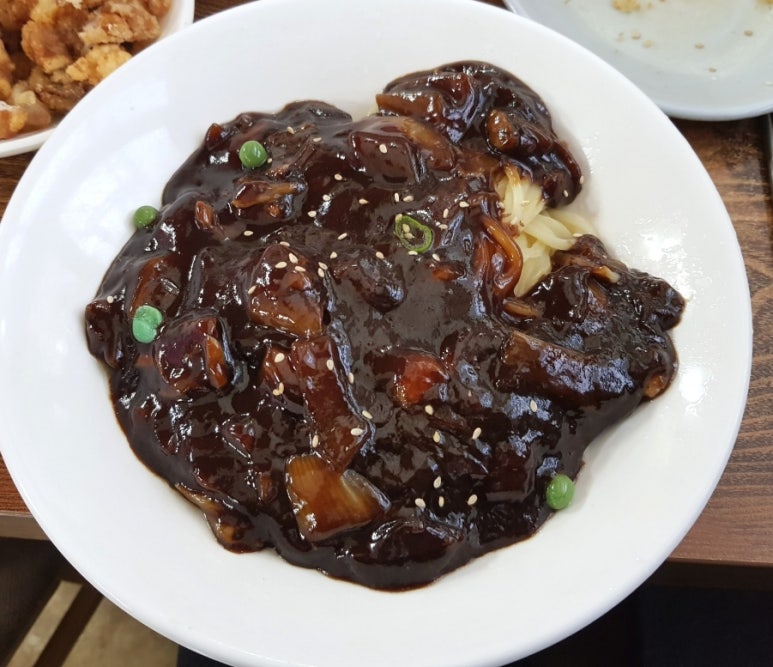 우리형손짜장 이미지