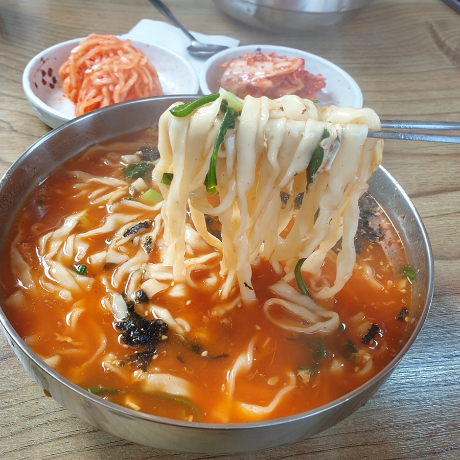 왕솔밭칼국수 이미지