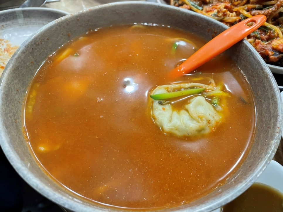 궁중해물손칼국수.아구찜 이미지