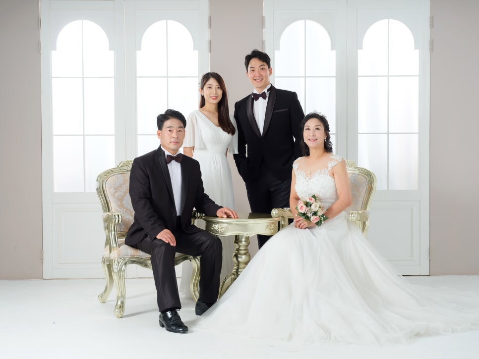 포시즌패밀리가족사진 이미지