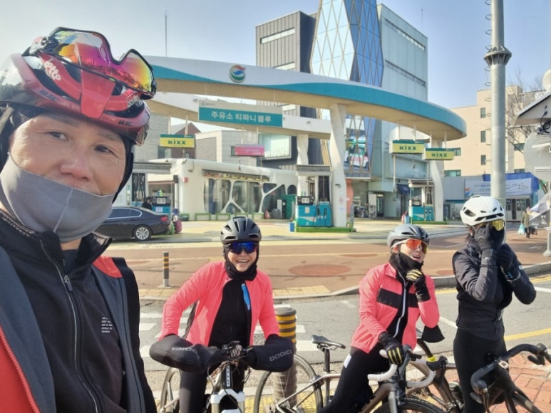 주유소티파니블루 이미지