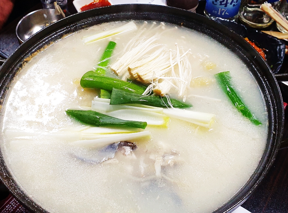 유창호횟집 이미지