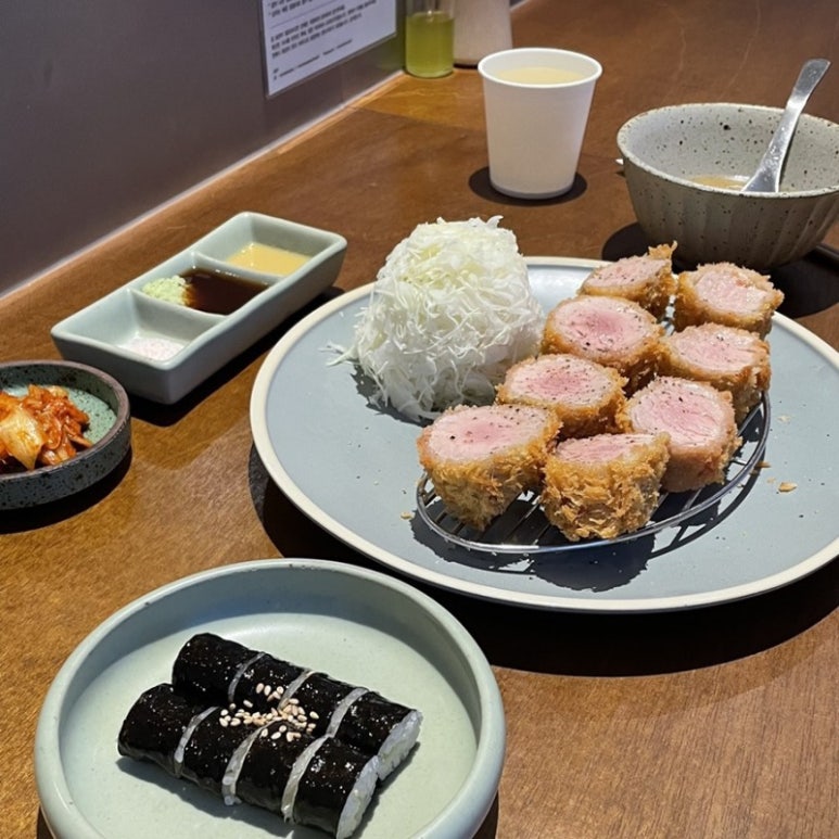 몬도카츠 이미지