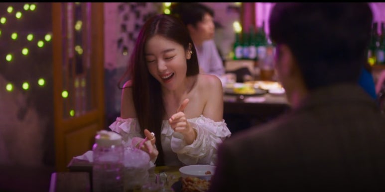 닭발싸롱 이미지