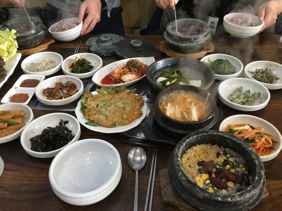 서정돈솥밥 이미지