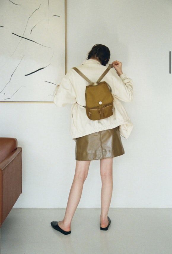 카키(Khaki) 이미지