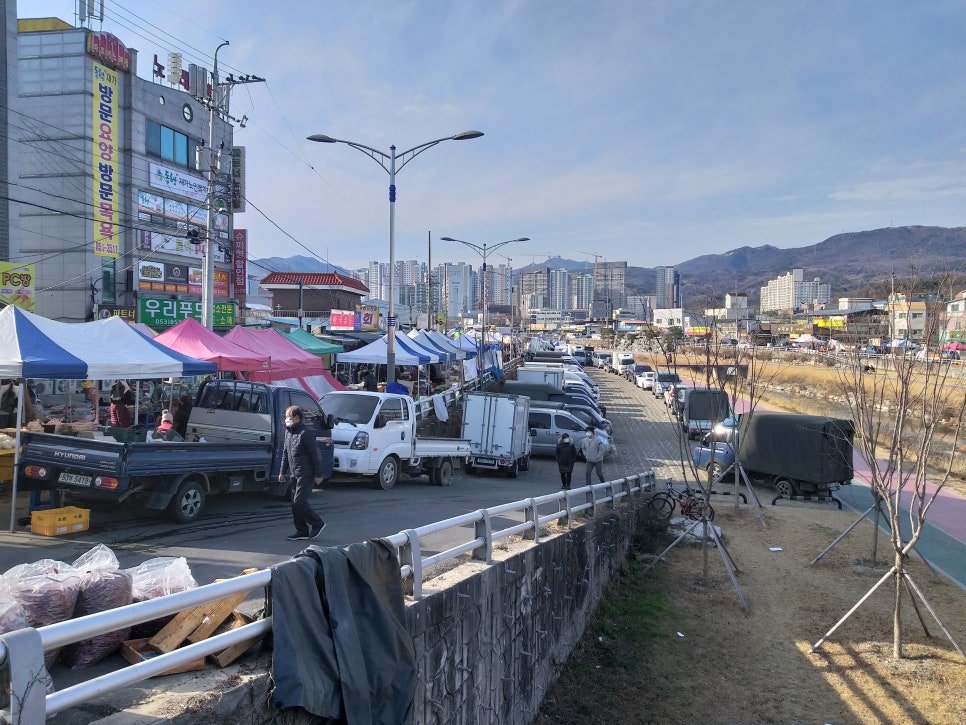 꿈바우장터 이미지