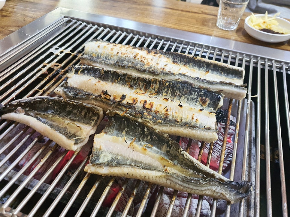 섬진강명품민물장어 이미지