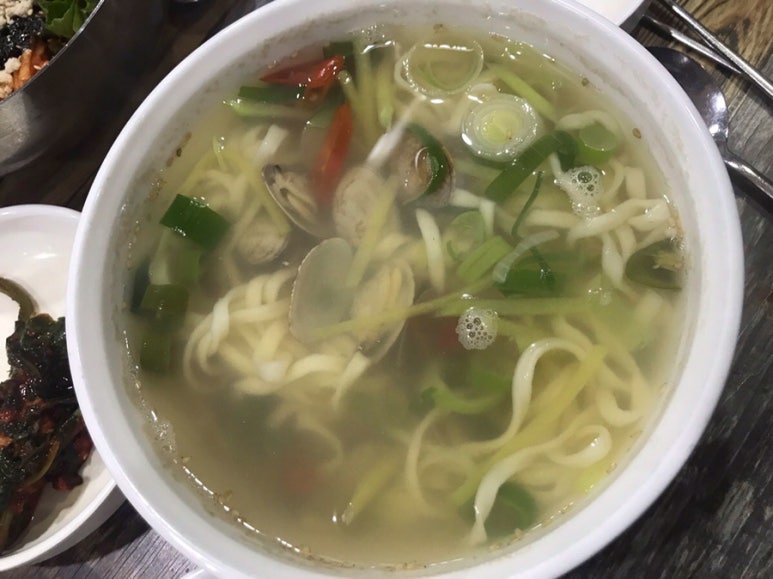 더도리칼국수 이미지