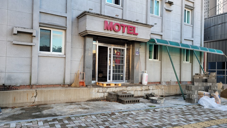 파사드모텔 이미지