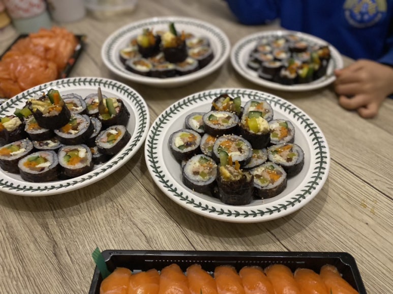 아빠가싸준꼬마김밥 이미지