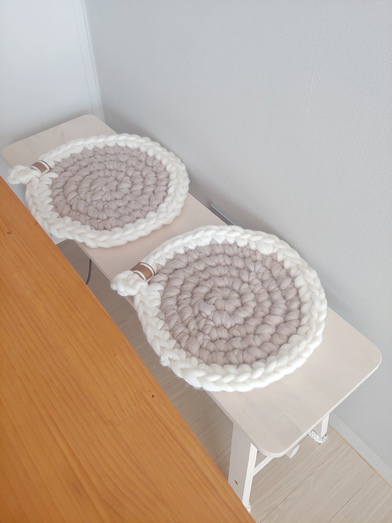 (뜨다 영상도안)손뜨개 DIY 코바늘 방석 뜨기 겨울 원형 방석 만들기 캠핑 벤치 식탁 의자 방석 뜨개질 키트_소담방석 ...