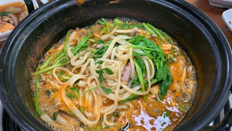 모란칼국수 이미지