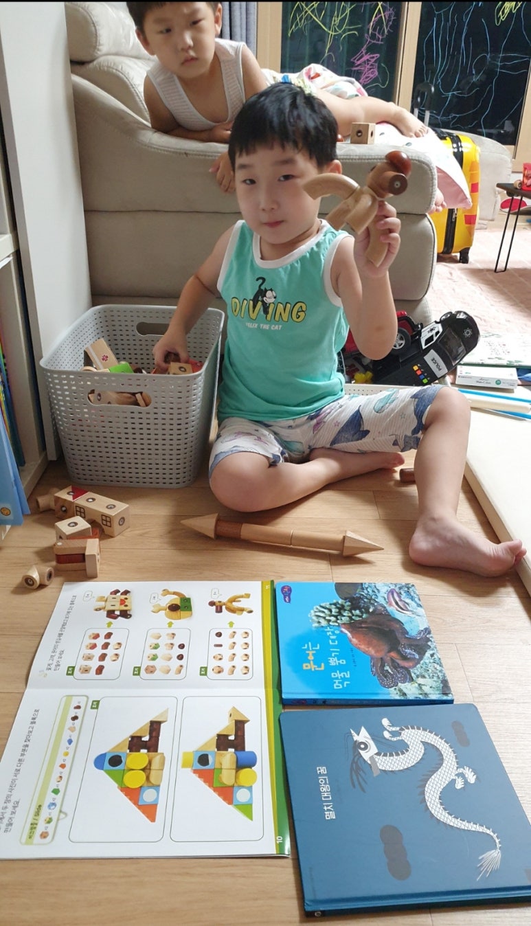 크리에이티브문어 이미지